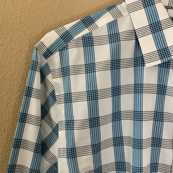 Banana Republic Blue and Gray Plaid Button Down - Picture 5 of 7